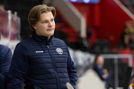 Västerviks tränare Kasper Josefsson deppar