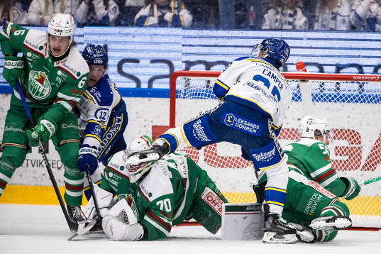 Rögles målvakt Calle Clang och Leksands Carter Camper