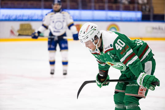 Rögles Oskar Stål-Lyrenäs deppar