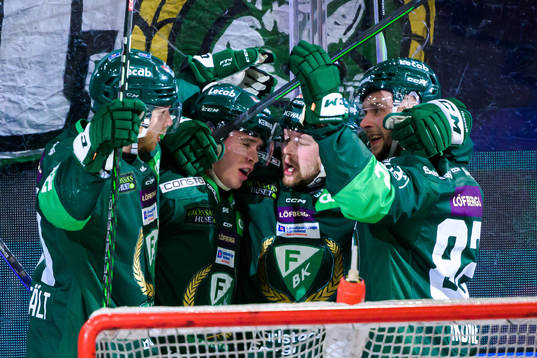 Färjestads Oscar Lawner, Axel Bergkvist och Jasse Ikonen