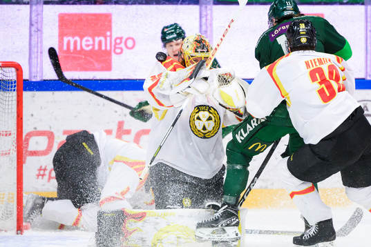 Brynäs målvakt Anders Lindbäck och Färjestads Joakim