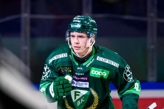 Färjestads Oscar Lawner jublar