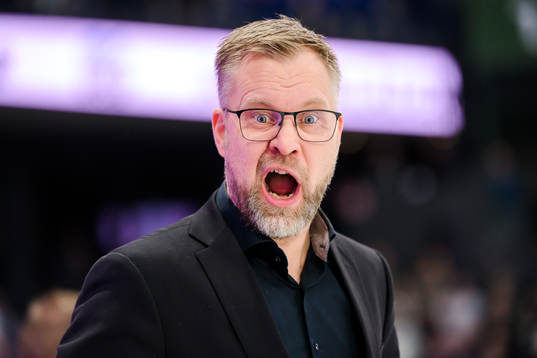 Brynäs tränare Mikko Manner