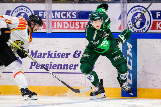 Brynäs Hannes Björninen och Färjestads Patrik Lundh