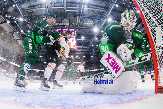 Färjestads Joakim Nygård och Brynäs David Sklenicka och