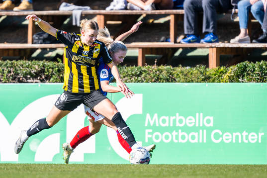 Häckens Dilja Zomers och Vålerengas Laura Pedersen