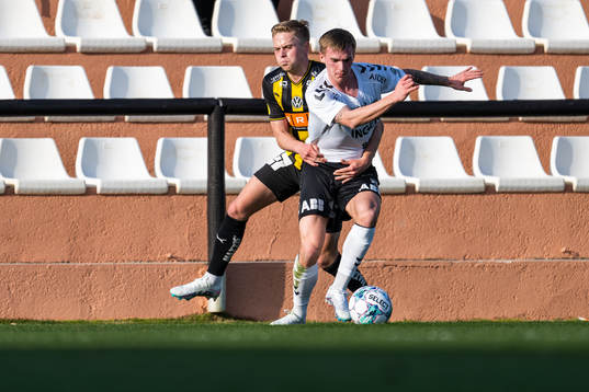Häckens Tomas Olai Totland och Odds Conrad Wallem