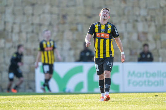 Häckens Semir Bosnic deppar
