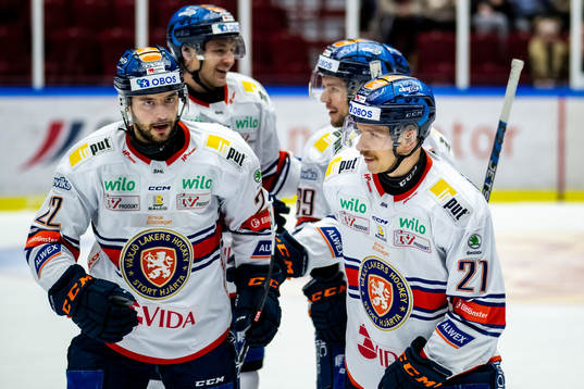 Växjös Tobias Rieder och Brian Cooper jublar