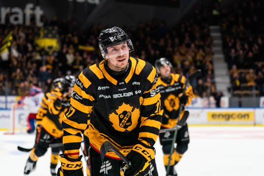 Skellefteås Pär Lindholm jublar