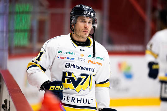 HV71s Andy Miele