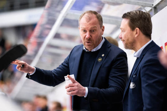 HV71s tränare Johan Lindbom