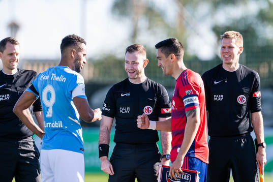 Isaac Kiese Thelin of Malmö FF and Martinez Jose of Dallas