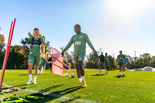 Alper Demirol och Saidou Alioum
