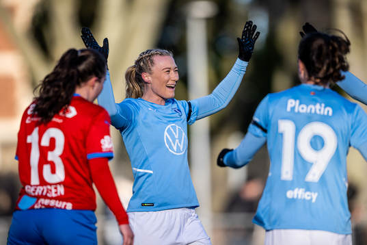 Bläddra bland fler bilder av Fotboll, Dam, Träningsmatch, Malmö FF - Helsingborg