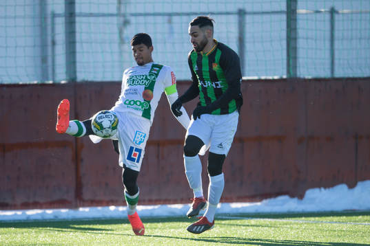 Varbergs Luke Le Roux och GAIS Mervan Celik
