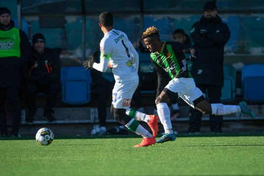 Varbergs Luke Le Roux och GAIS Richard Friday