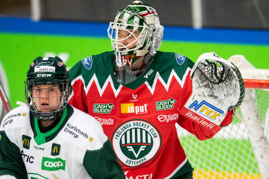 Frölundas målvakt Stephanie Neatby