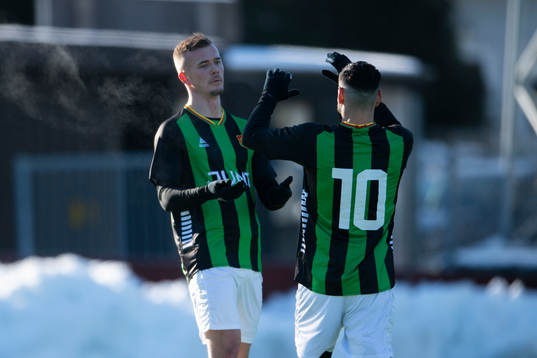 GAIS Alexander Ahl Holmström och Mervan Celik jublar