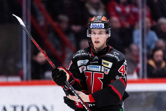 Örebros Elias Ekström deppar