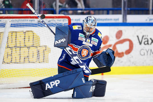 Växjös målvakt Emil Larmi