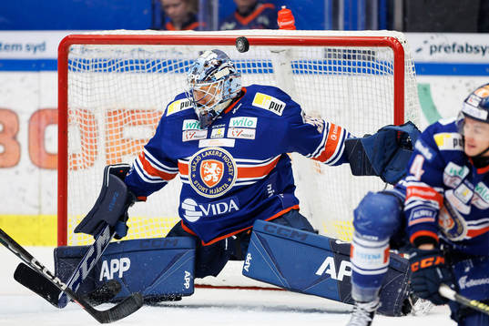 Växjös målvakt Emil Larmi
