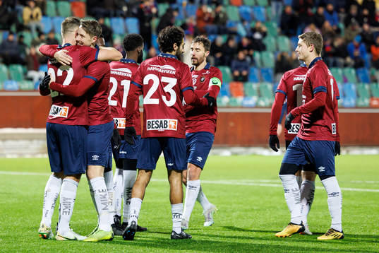 Örgrytes spelare jublar