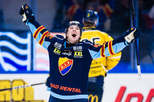 Djurgårdens Noah Östlund jublar
