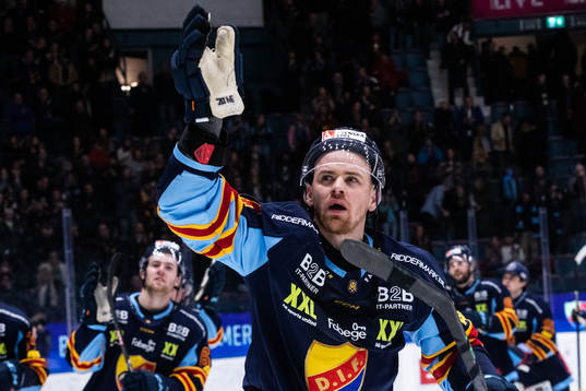 Djurgårdens Daniel Brodin jublar