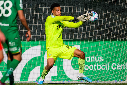 Goalkeeper Oliver Dovin of Hammarby