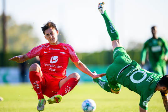 Svenn Crone of Brann and Nahir Besara of Hammarby