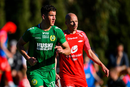 Noah John of Hammarby and Ruben Kristiansen of Brann