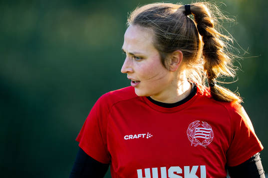 Målvakt Anna Tamminen