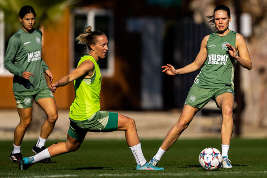 Julia Roddar och Simone Boye Sørensen