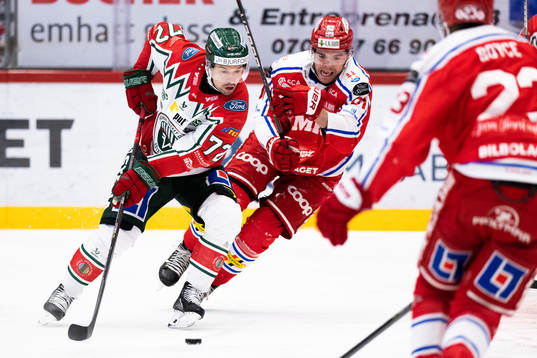 Frölundas Patrik Carlsson och Timrås Magnus Pääjärvi