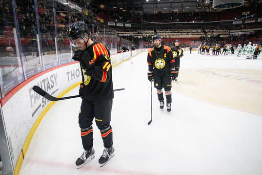 Brynäs Alexander Ljungkrantz deppar