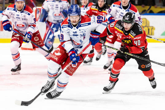 Oskarshamns Patrik Karlkvist och Luleås Tomi Sallinen