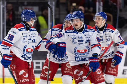 Oskarshamns Patrik Karlkvist jublar