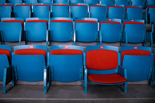 Läktarstolar på Hovet