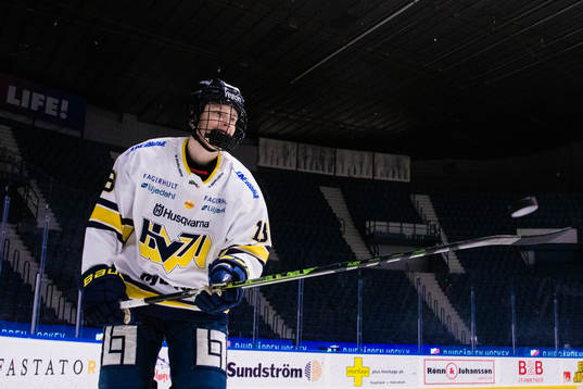 s Mira Markström