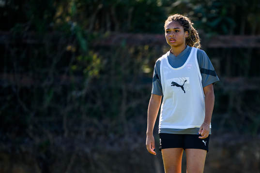 Isabella Obaze
