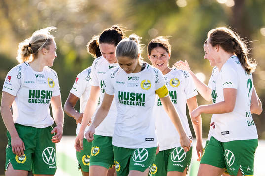 Kyra Cooney-Cross of Hammarby celebrates scoring 1-1