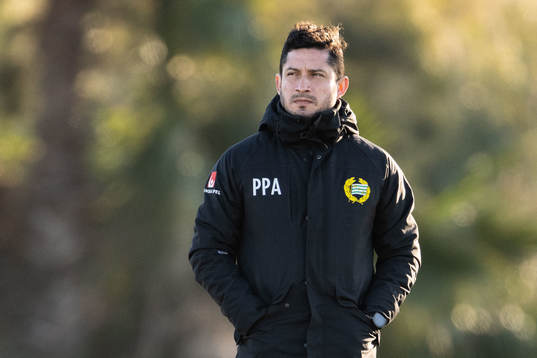 Head coach Pablo Pinones-Arce of Hammarby