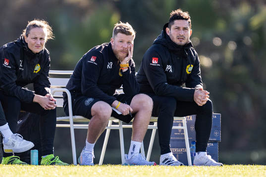 Goalkeeper coach Sofia Lundgren, assistant coach Rafael
