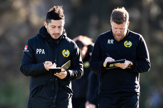 Head coach Pablo Pinones-Arce and assistant coach Rafael