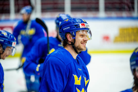 Jacob de la Rose of Sweden at a practice session