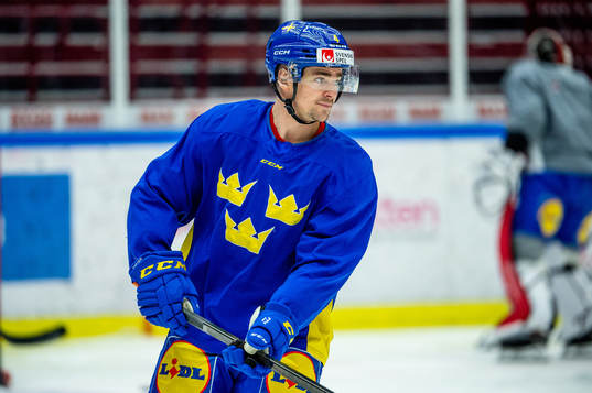Emil Djuse of Sweden at a practice session