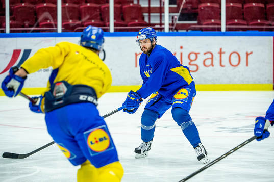 Lukas Bengtsson of Sweden at a practice session