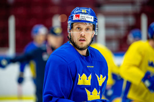 Jacob de la Rose of Sweden at a practice session