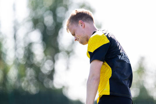 Tomas Olai Totland har ont